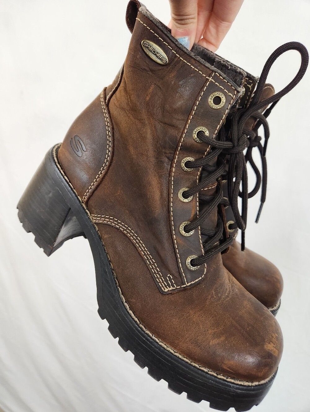 Skechers Vintage Chunky Leather Platform Boots - Picture 2 of 9